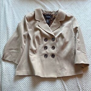 Lane Bryant Women's Button up Tan Blazer Jacket Used with love. Size 18